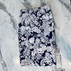 Boden Richmond Pencil Skirt-Navy & White Floral-Size 6L-Pristine